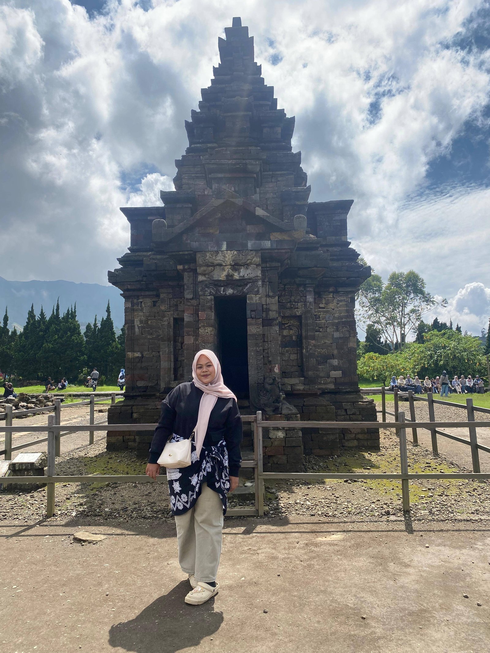 Carladin jumputan dan batik