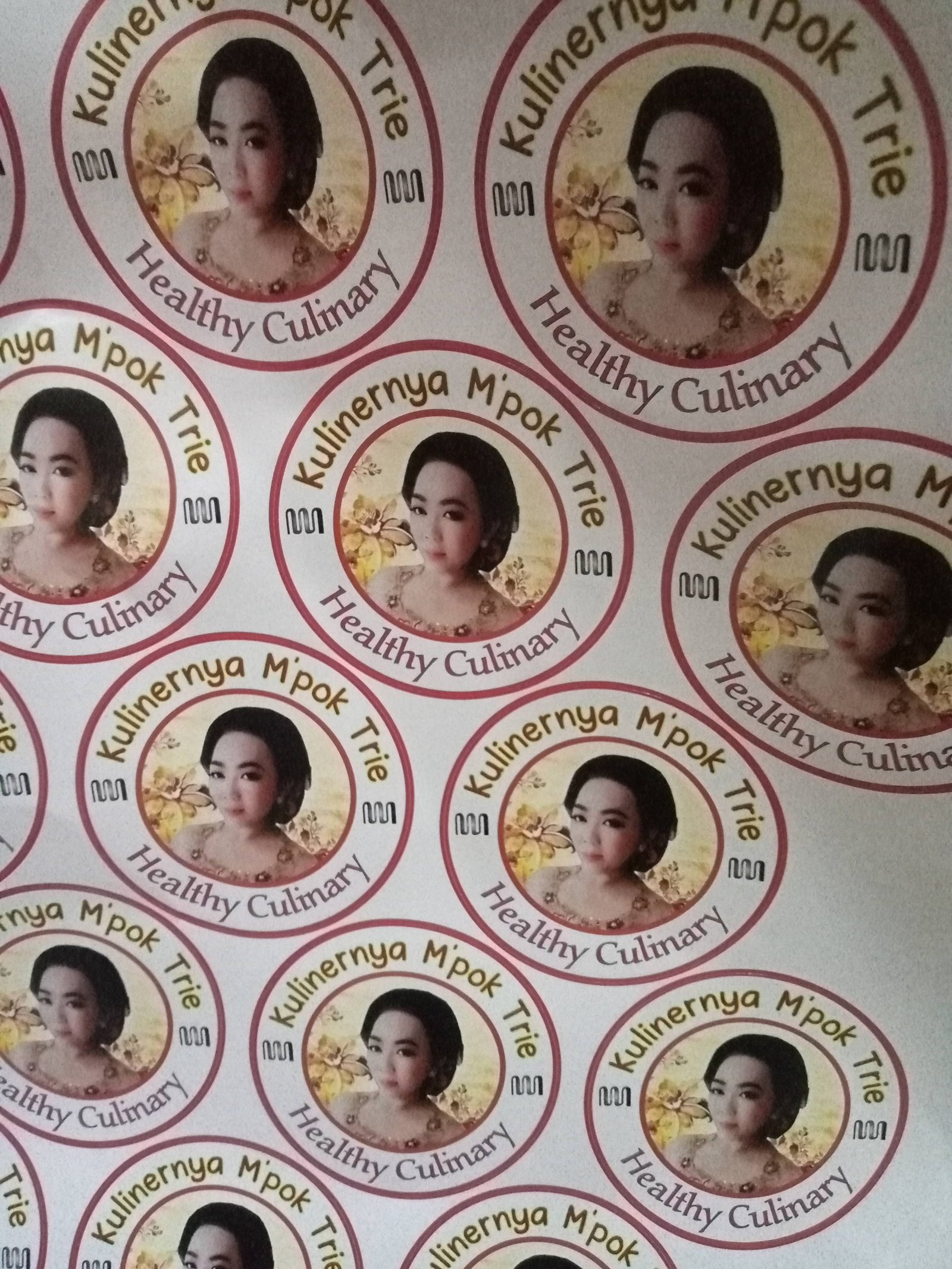Kulinernya Mpok Tri